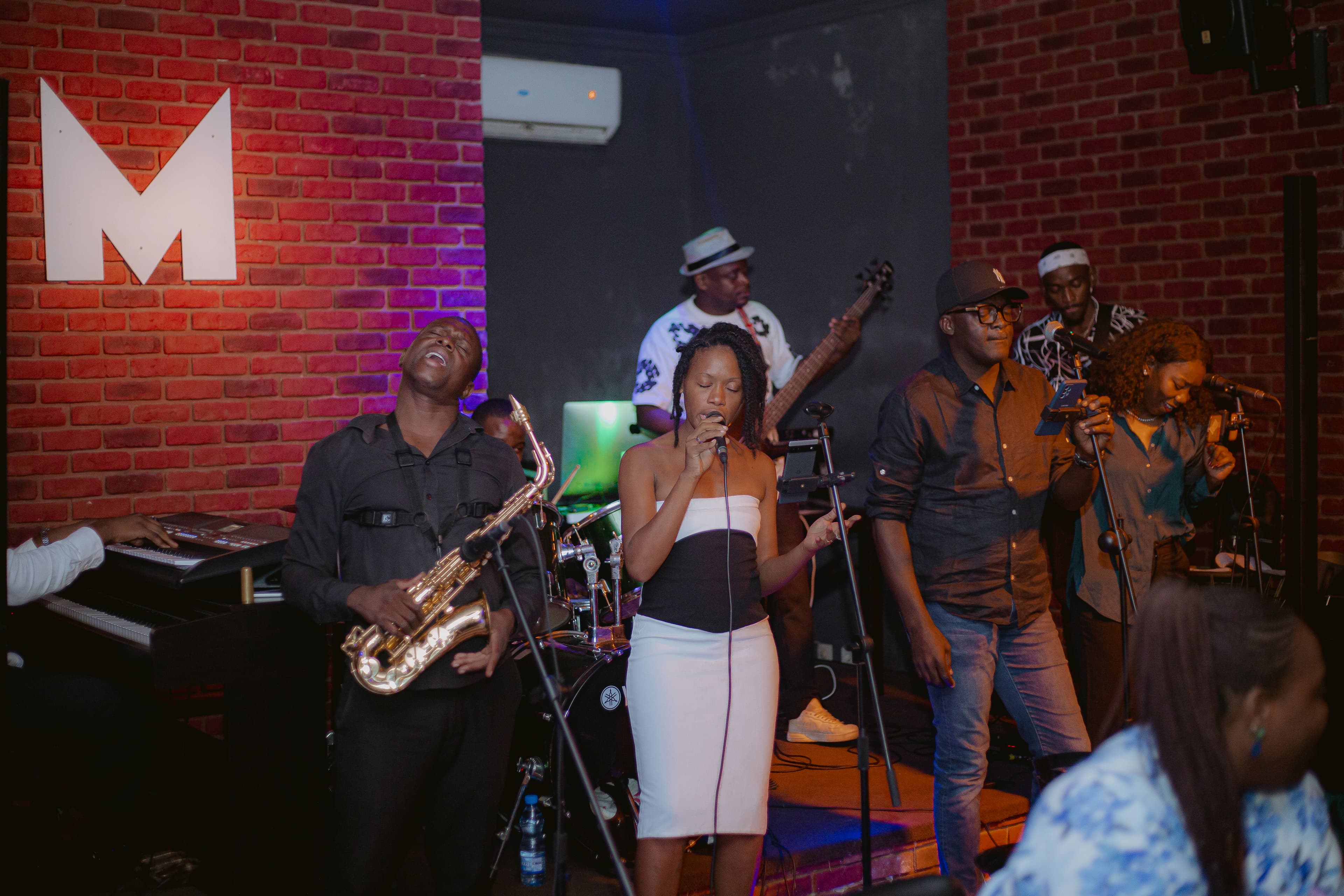 Orphée NYNY - Scène