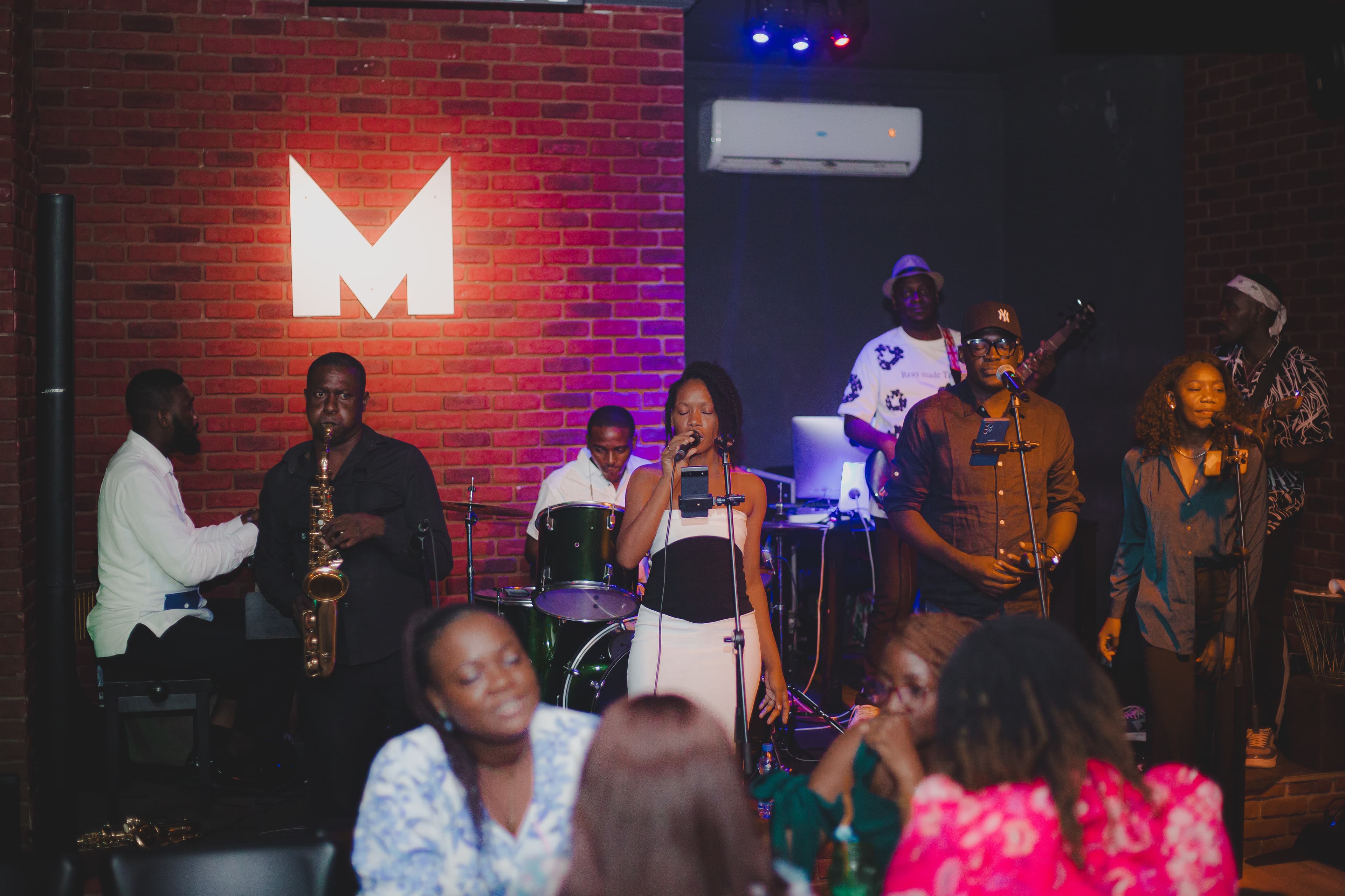 Orphée NYNY - Scène